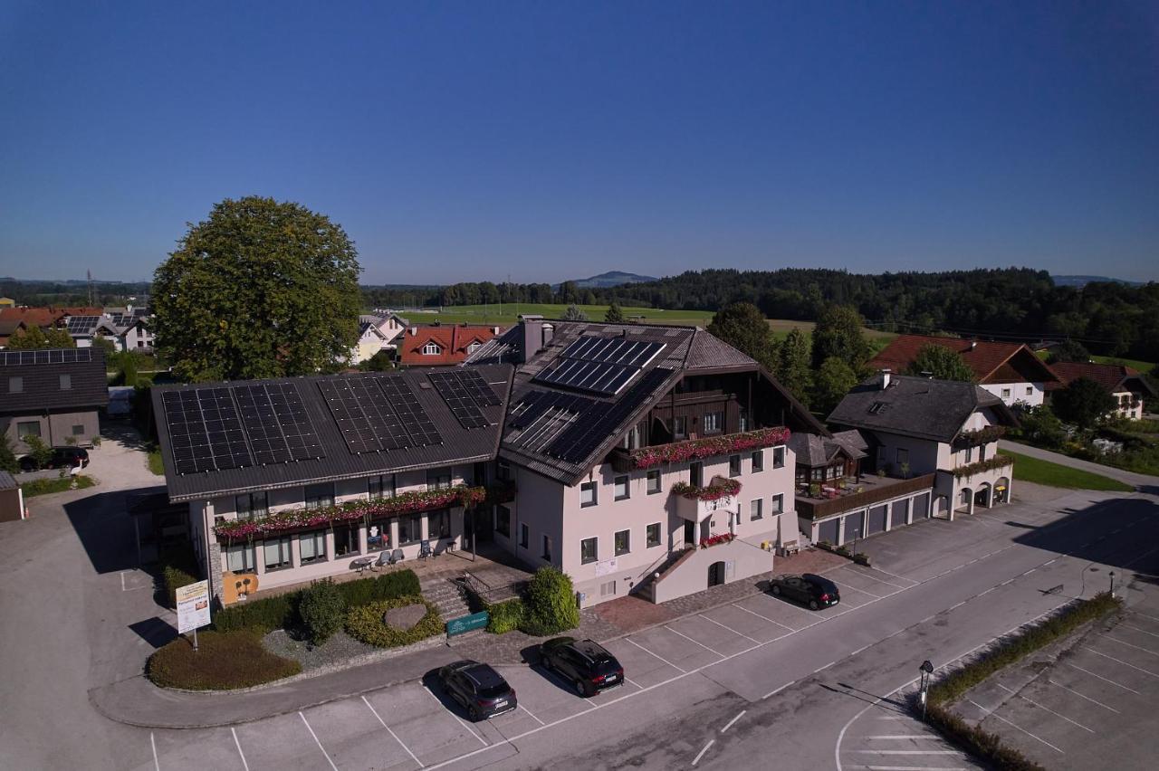 Santner, Hotel Eugendorf Exterior foto